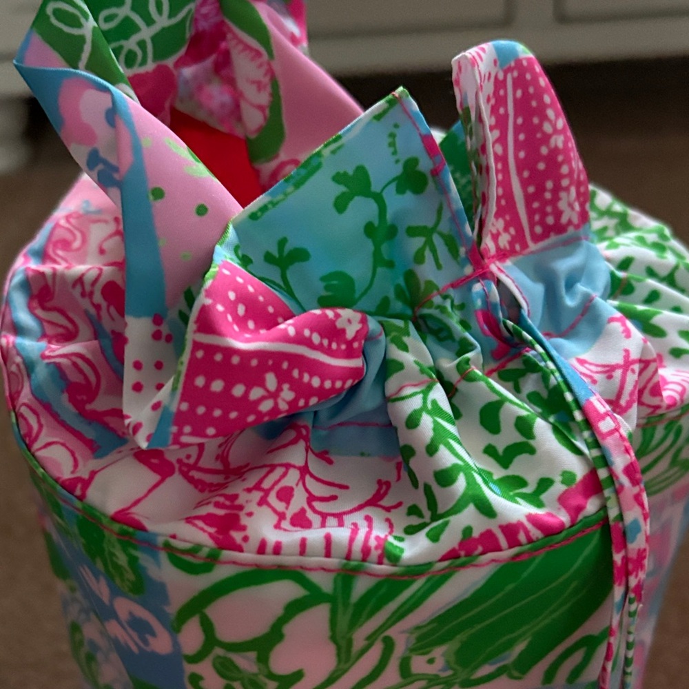 Lilly Pulitzer Multi-Color Crazy Quilt Pouch Plastic Waterproof Pool Bag - Picture 6 of 7